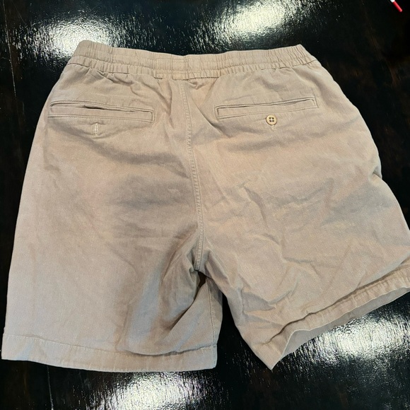 Abercrombie men’s shorts - Picture 3 of 3